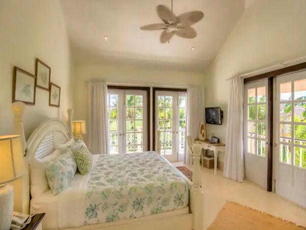 Punta Cana Five Bedroom Luxury Home Pool Golf Course View