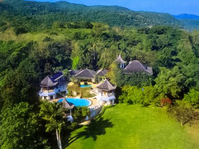 Montego Bay Five Bedroom Villa  Amenities Family Villa Views
