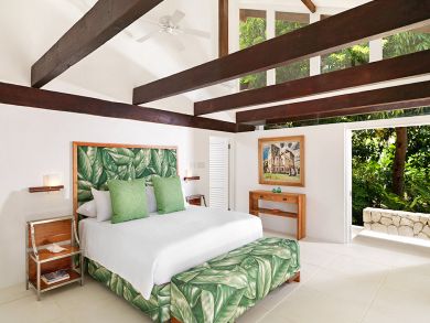 Luxury Jamaica Villa with Views to Moon Bay Pool, Gym, Staff