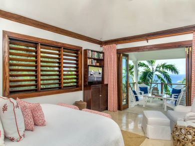 Spectacular Views of the Sea Staff, Pool, Luxury Villa.