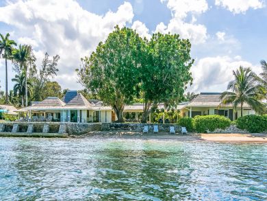 Montego Bay Luxury Villa Sleeps 10 Guests pool Views