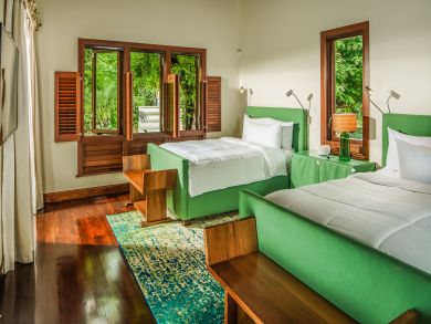Ocean Front Vacation Rental Villa Steps to Beach Montego Bay