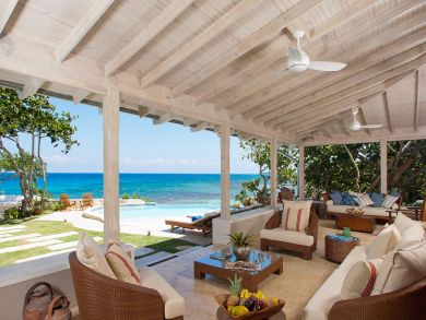 Runaway Bay Luxury Villa, Staff Pool, Beach Cliffside Pool