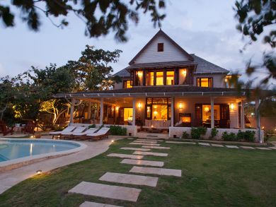 Runaway Bay Luxury Villa, Staff Pool, Beach Cliffside Pool