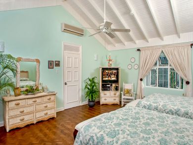 Discovery Bay Luxury Private Beach Vacation Villa Jamaica
