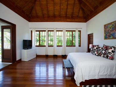 Family Friendly Spacious Five Bedroom Holiday Villa Jamaica