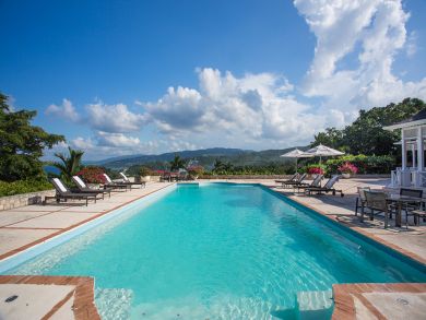 Seven (7) Bedrooms Luxury Villa, Sea Views Helicopter Pad
