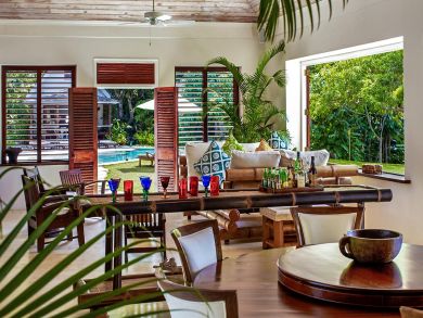 A Great Jamaica Family Holiday Villa At the Waters Edge