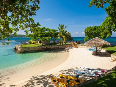 Beachfront Caribbean Vacation Villa