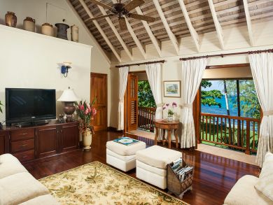 Beachfront Caribbean Vacation Villa