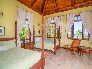 Jamaica Luxury Vacation Home 6 Bedrooms Sleeps 12 Guests