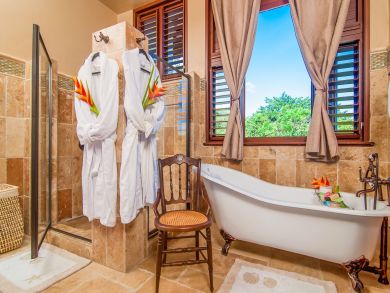 Jamaica Luxury Vacation Home 6 Bedrooms Sleeps 12 Guests