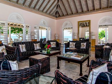 Montego Bay Waterfront Villa 7 Bedrooms Sleeps 14 - Pool