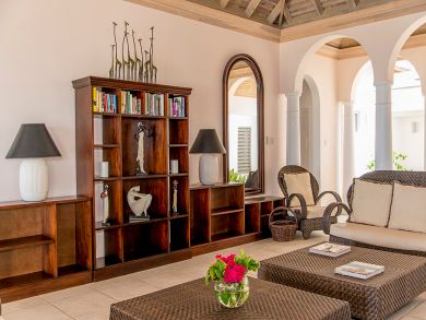 Montego Bay Waterfront Villa 7 Bedrooms Sleeps 14 - Pool