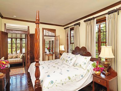Beachfront Estate in Whitehouse Jamaica - Caribbean Sea View