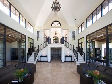 Luxury Montego Bay Vacation Villa with Guest House Sleeps 18
