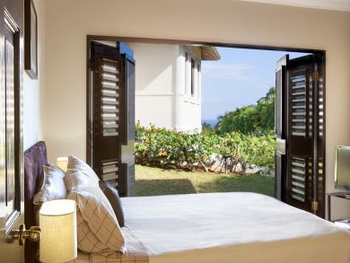 Luxury Montego Bay Vacation Villa with Guest House Sleeps 18