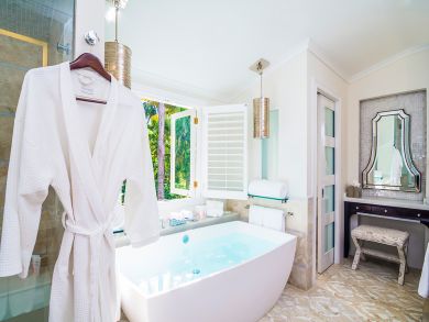 Ocho Rios 8 Bedroom Luxury Jamaica  Vacation Villa Sleeps 16