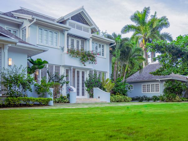 Jamaica Luxury 9-Bedroom Luxury Vacation Villa Private Beach