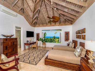 Elegant 7 Bedroom Jamaica Vacation Estate Staff, Pool, Views