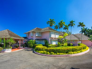Seven Bedroom Jamaica Beach Villa Sleeps 14 Private Pool