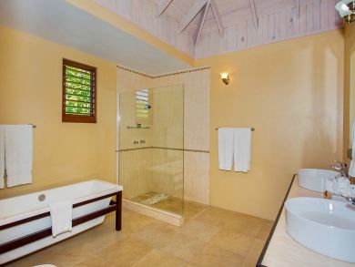 Negril Waterfront Luxury Vacation Villa Jamaica Pool