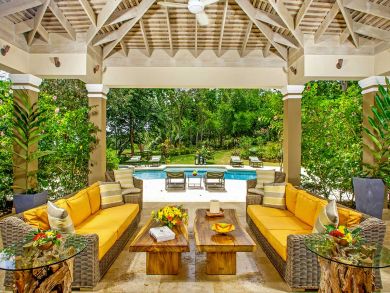 Montego Bay Luxury A Great Home with Media Room Hot Tub Pool