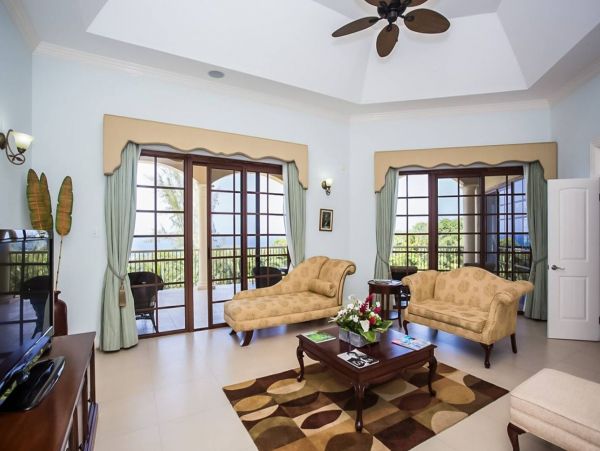 Twelve Bedroom Luxury Vacation Villa in Jamaica Sleeps 24