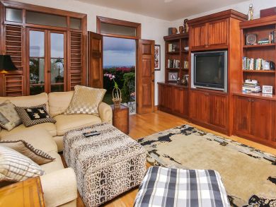 Six Bedroom Luxury Jamaica Villa