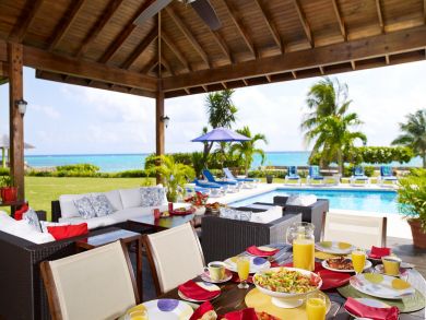 Ocho Rios Five Bedroom Staffed, Pool Vacation Villa on Beach