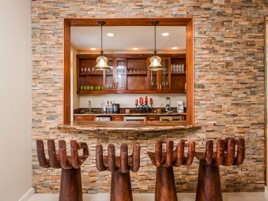 Main House Kitchen with Breakfast Seating Main House Kitchen with Breakfast Seating
