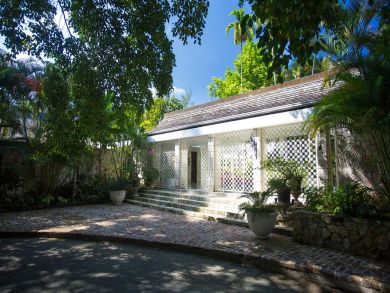 Rent the Adjoining Villas and Collectively Enjoy 15 bedrooms