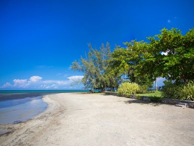 Rent the Adjoining Villas and Collectively Enjoy 15 bedrooms