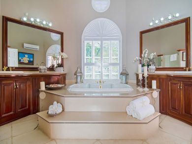 Elegant Montego Villa BreathTaking Views of the Ocean Elegant Montego Villa BreathTaking Views of the Ocean