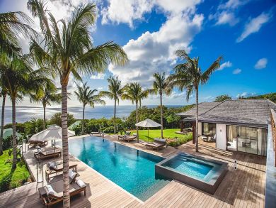 St. Barts Home 897840
