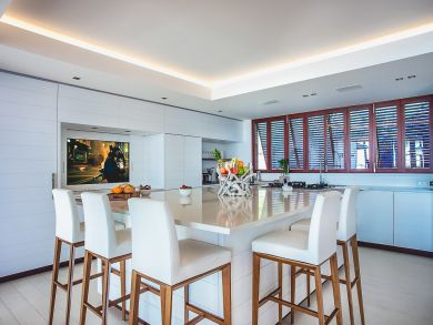 St. Barts Home 897840