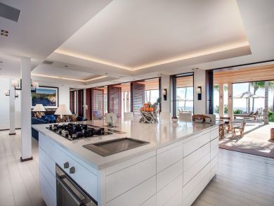 St. Barts Home 897840