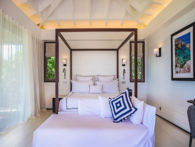 St. Barts Home 897840