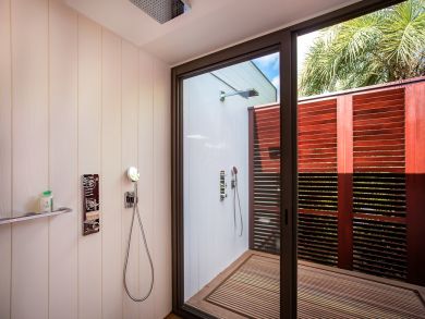 St. Barts Home 897840