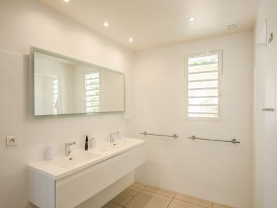 St. Barts Home 897841