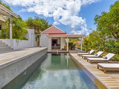 St. Barts Home 897844