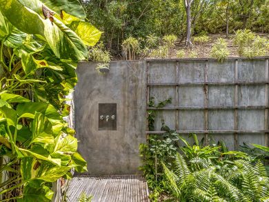 St. Barts Home 897844