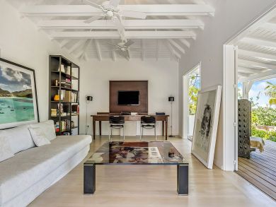St. Barts Home 897844