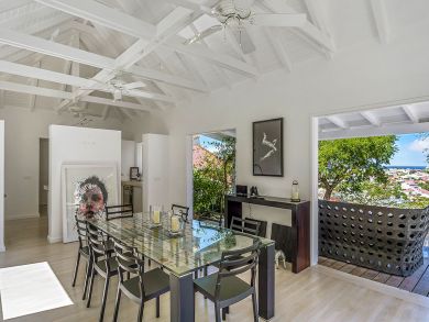 St. Barts Home 897844