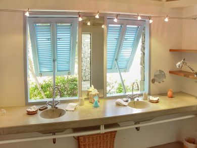 St. Barts 8 Bedroom Ocean View Villa Infinity Pool