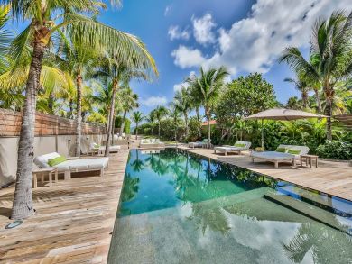 St. Barts Beachfront Four Bedroom Luxury Vacation Rental Home St. Barts Beachfront Four Bedroom Luxury Vacation Rental Home