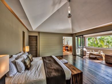 St. Barts Beachfront Four Bedroom Luxury Vacation Rental Home St. Barts Beachfront Four Bedroom Luxury Vacation Rental Home