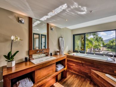 St. Barts Beachfront Four Bedroom Luxury Vacation Rental Home St. Barts Beachfront Four Bedroom Luxury Vacation Rental Home
