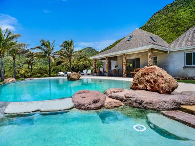 St. Barts Home 897853