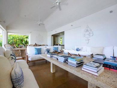 St. Barts Home 897858